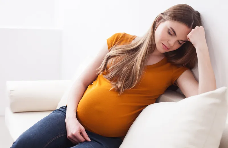 Bà bầu 6 tháng khó thở có thể do nhiều nguyên nhân khác nhau gây nên