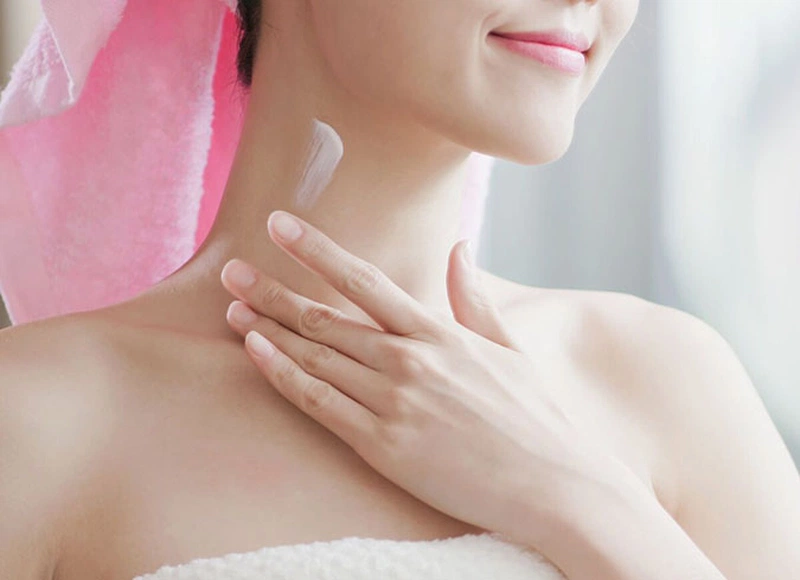 Đừng nên bỏ quên vùng da cổ khi chăm sóc da ở tuổi 40