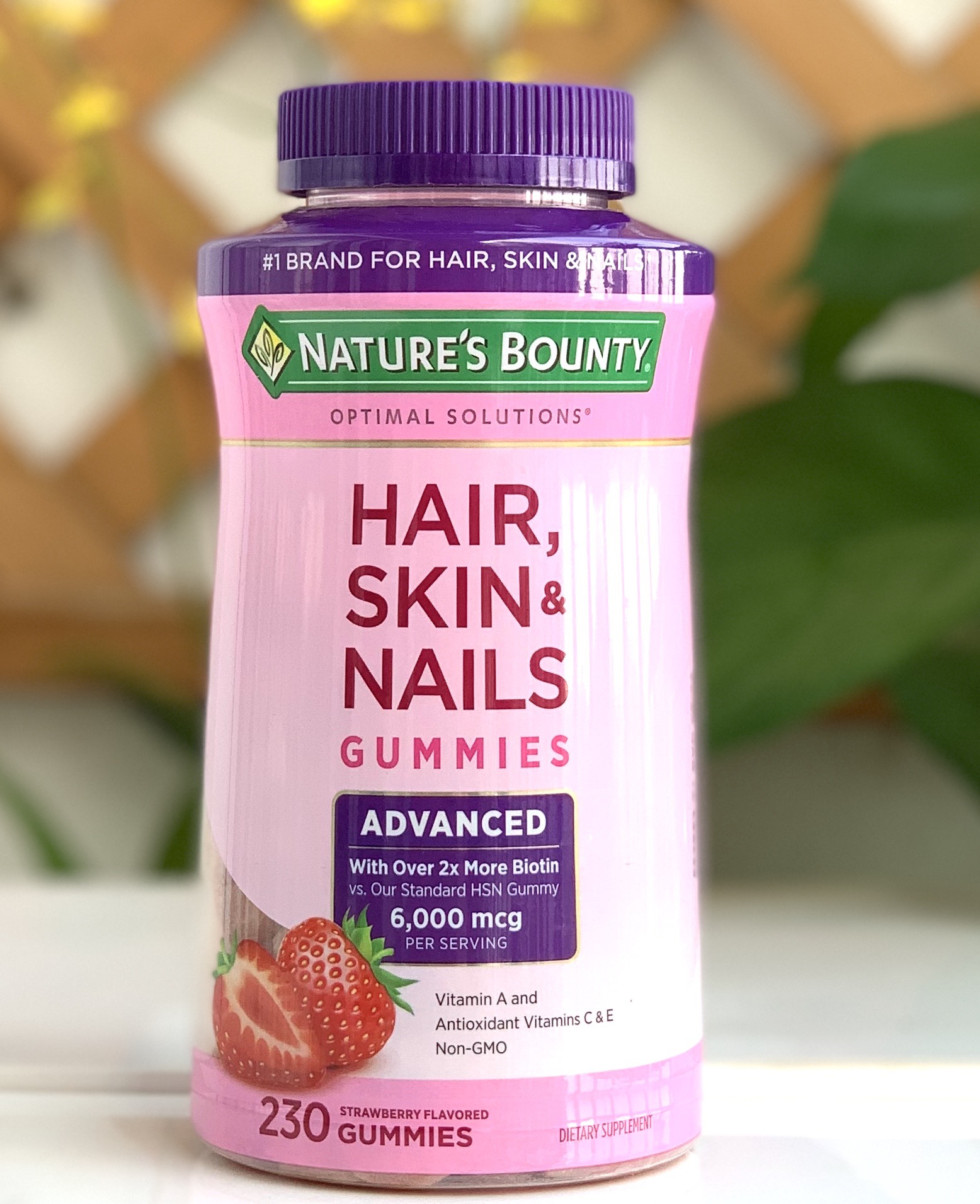 Nature’s Bounty Hair Skin and Nails là một dạng kẹo dẻo chăm sóc tóc