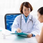 Người bệnh dùng thuốc Tây y khi có sự chỉ định từ bác sĩ chuyên khoa