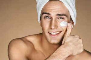 Quy trình chăm sóc da mụn cho nam chuẩn nhất